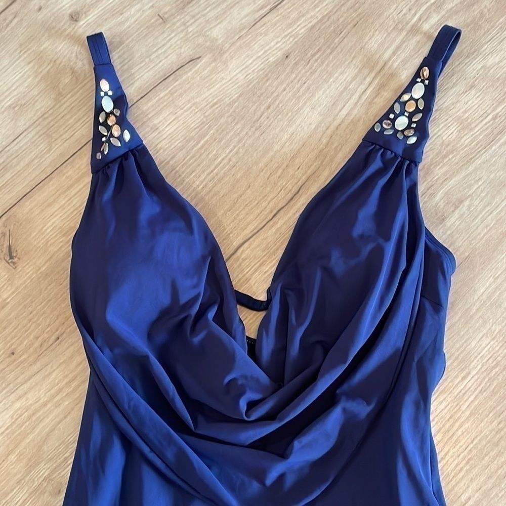 Coastal zone women’s one piece Navy blue swimsuit Size 6 - Picture 2 of 9